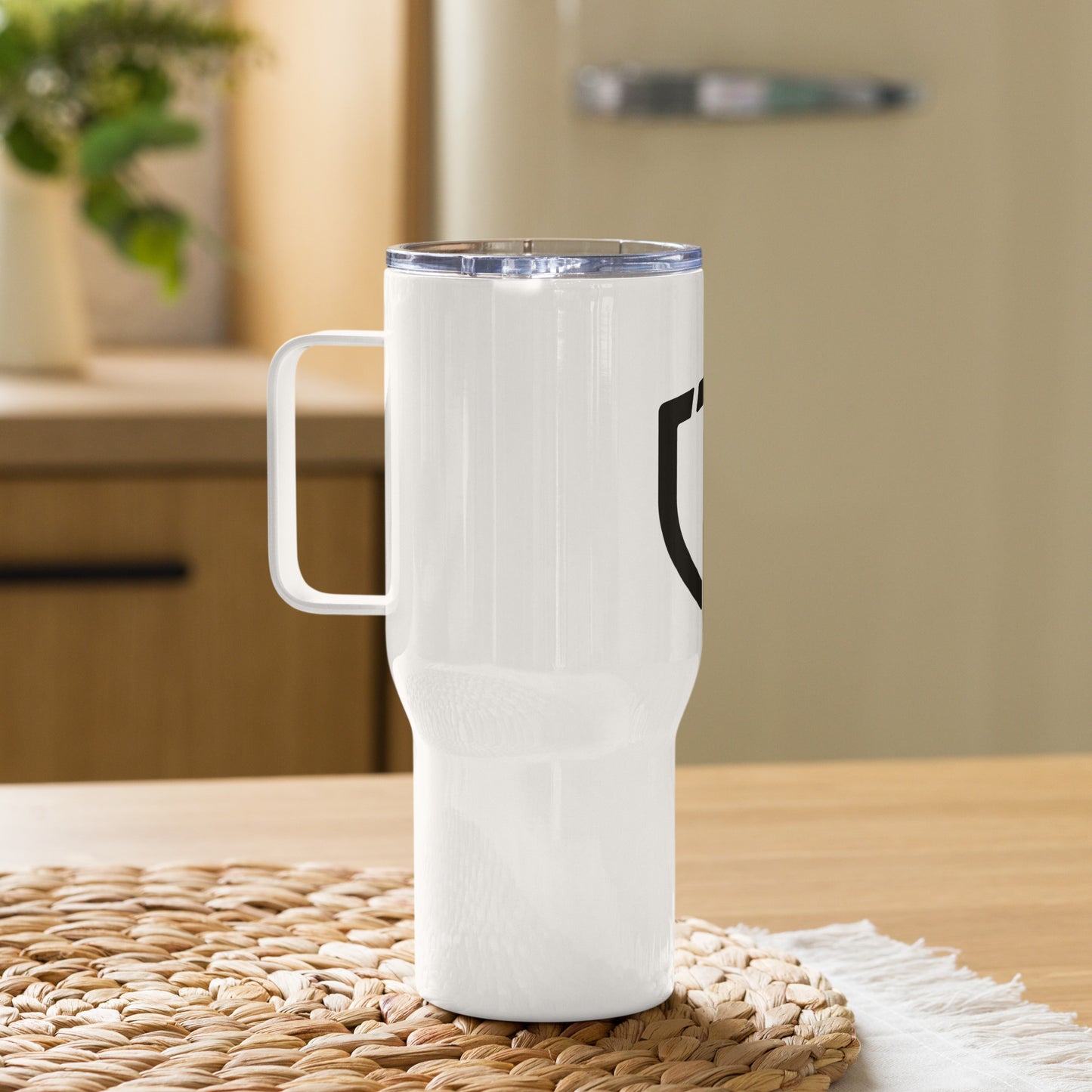 Travel mug with a Black Logo